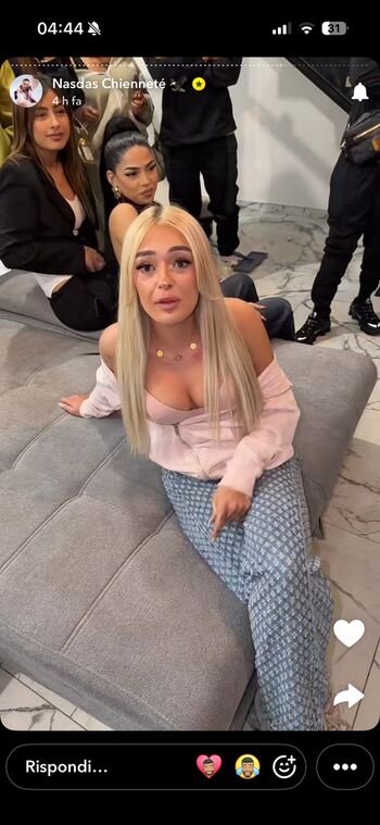 Full leaked Cocacherriw private onlyfans photo