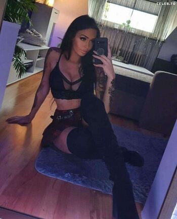 Full leaked Coco ciaoman private onlyfans photo