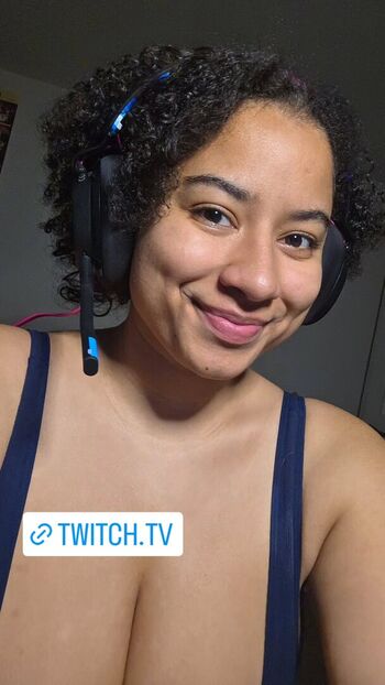 Full leaked Coco ppop private onlyfans photo