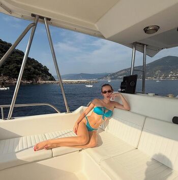 Full leaked Cocogenge private onlyfans photo