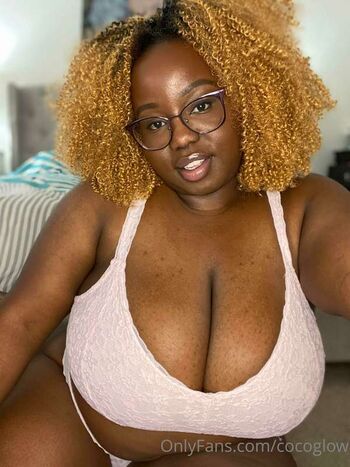 Full leaked Cocoglow private onlyfans photo