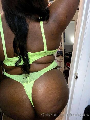 Full leaked Cocoglow private onlyfans photo