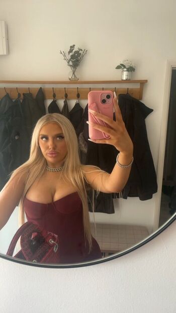 Full leaked Cocotheslvtxx private onlyfans photo