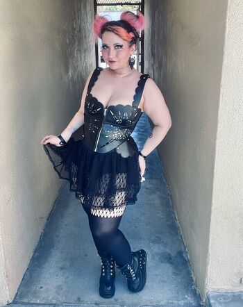Full leaked Cokebottle thunderthighs private onlyfans photo