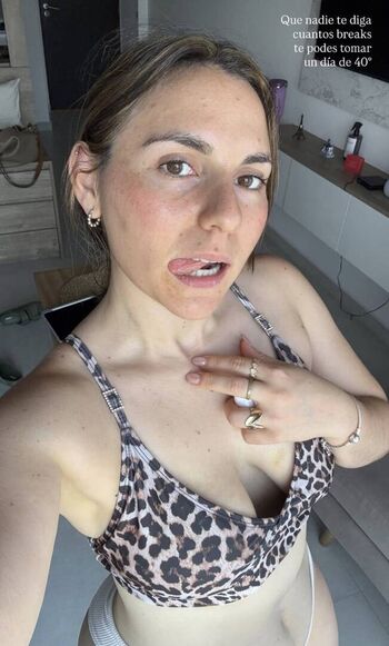 Full leaked Comeren ba page private onlyfans photo