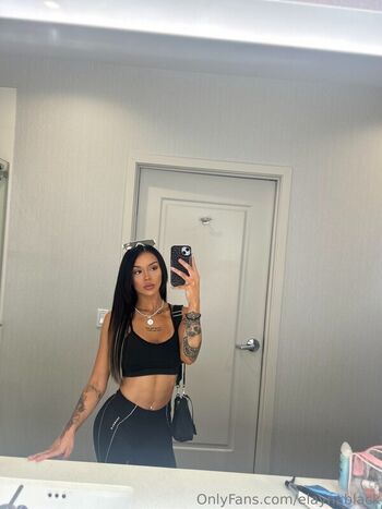 Cora Jade