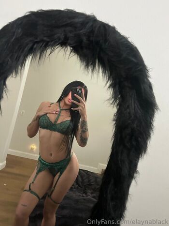 Cora Jade