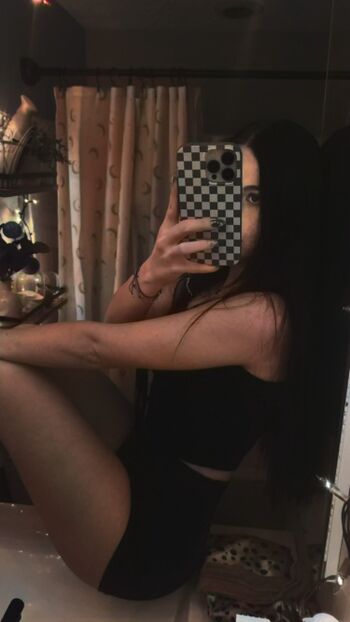 Full leaked Coraauroraa private onlyfans photo