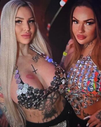 Full leaked Coradiamond private onlyfans photo