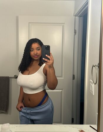 Full leaked Corie rayvon private onlyfans photo