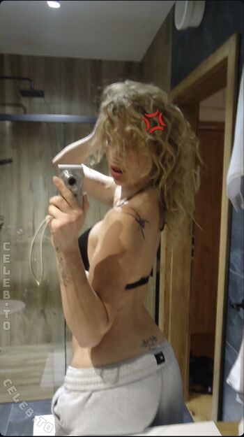 Full leaked Cosima chalk private onlyfans photo
