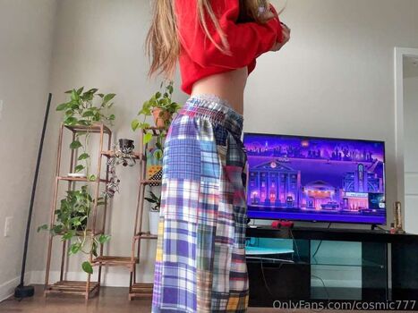 Full leaked Cosmic private onlyfans photo