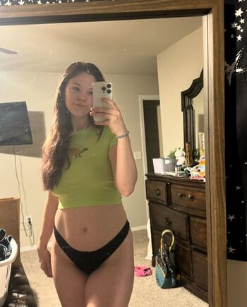 Full leaked Cosmicslxt private onlyfans photo