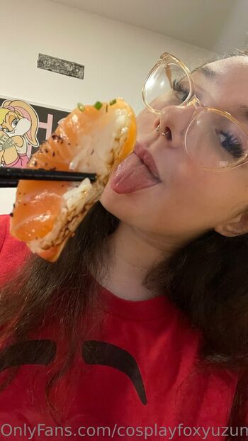 Full leaked Cosplayfoxyuzumaki private onlyfans photo