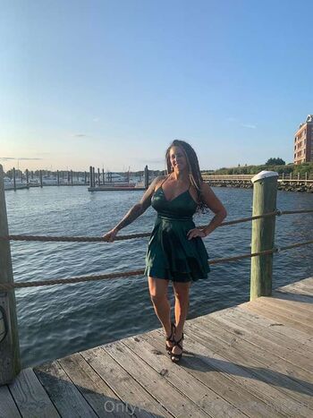 Full leaked Countrywiferi private onlyfans photo