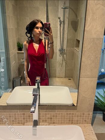 Full leaked Coupleontour private onlyfans photo