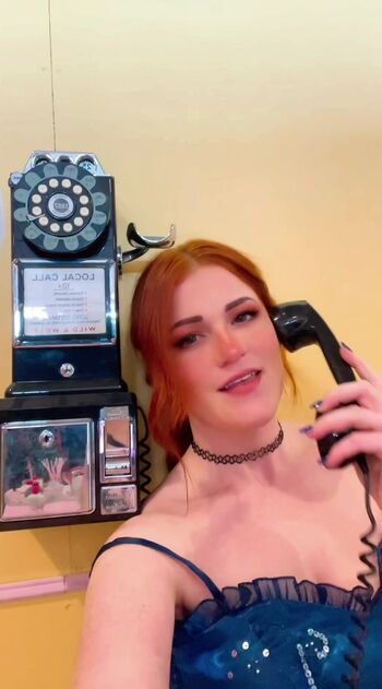 Full leaked Courtney pose page private onlyfans photo