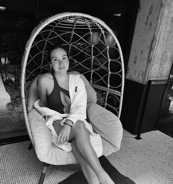 Full leaked Courtney sarault page private onlyfans photo