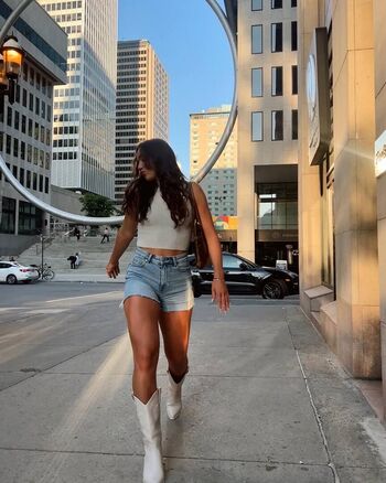 Full leaked Courtney sarault page private onlyfans photo