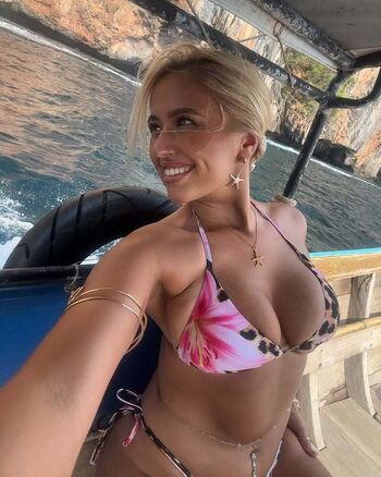 Full leaked Courtney shaw private onlyfans photo