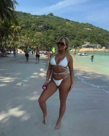 Full leaked Courtney shaw private onlyfans photo