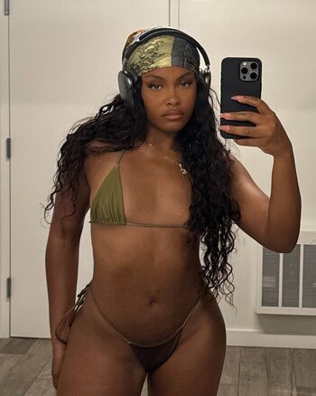 Full leaked Courtneymccrudd private onlyfans photo