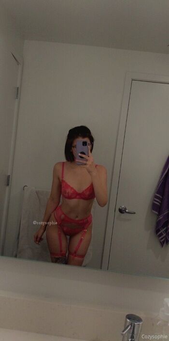 Full leaked Cozysophie private onlyfans photo