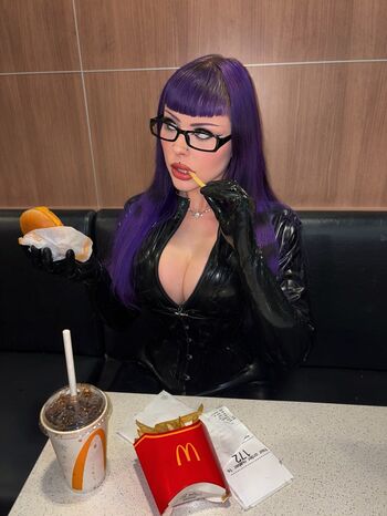 Full leaked Cradleofcarmine private onlyfans photo