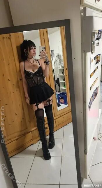 Full leaked Crazy badgirl private onlyfans photo