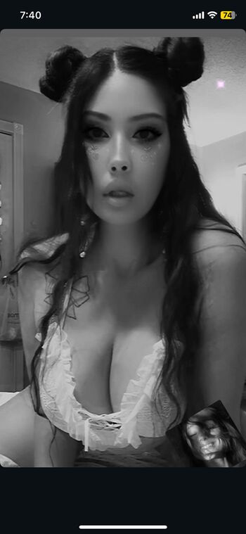 Full leaked Crazybeautifal private onlyfans photo