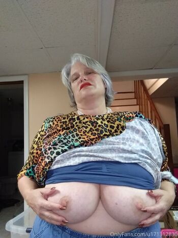 Full leaked Crazycatlady private onlyfans photo