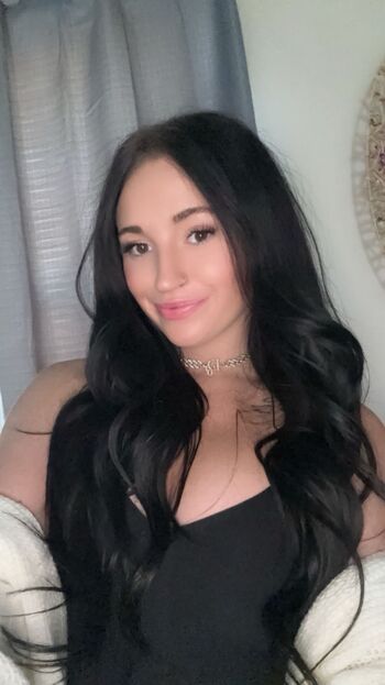 Full leaked Crazychasemarieeee private onlyfans photo