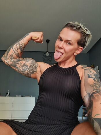 Full leaked Crazyxbody private onlyfans photo