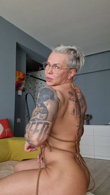 Full leaked Crazyxbody private onlyfans photo