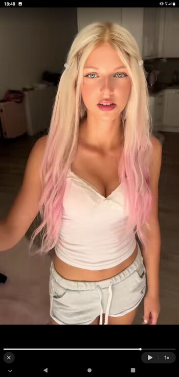 Full leaked Creamicloud private onlyfans photo