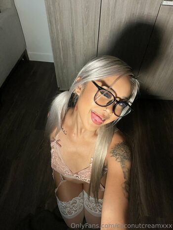 Full leaked Creamycoconutxxx private onlyfans photo