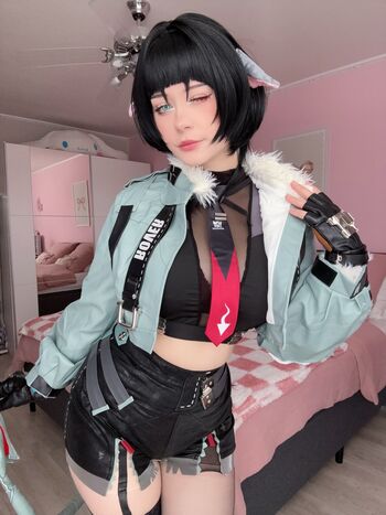 Cringycatgirl