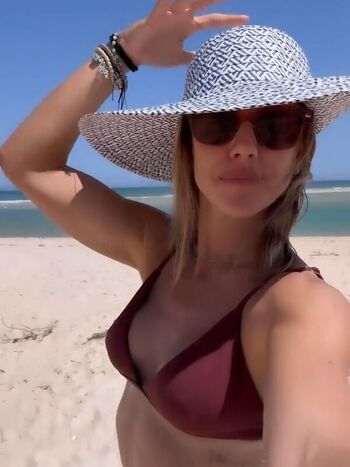 Full leaked Cristiane dias private onlyfans photo