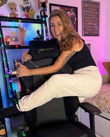 Full leaked Cristy reacts private onlyfans photo