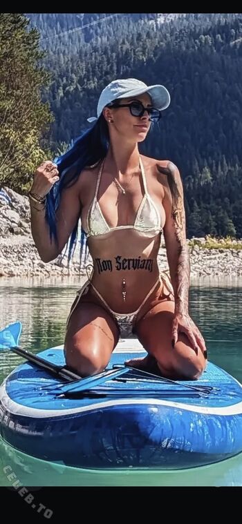 Full leaked Crx lady private onlyfans photo