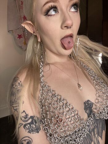 Full leaked Crybabypixie private onlyfans photo