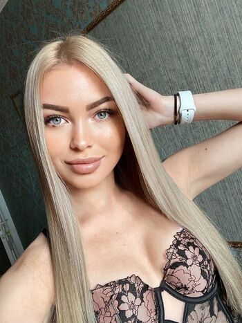 Full leaked Crystallandysh page private onlyfans photo