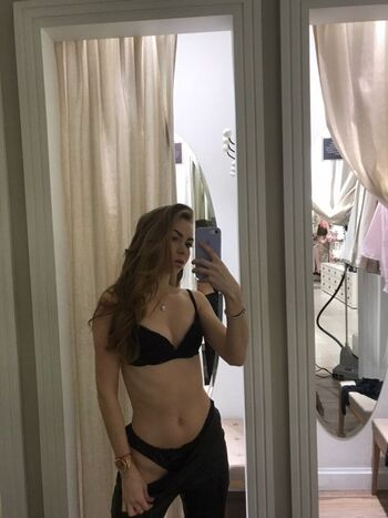 Full leaked Crystallandysh page private onlyfans photo