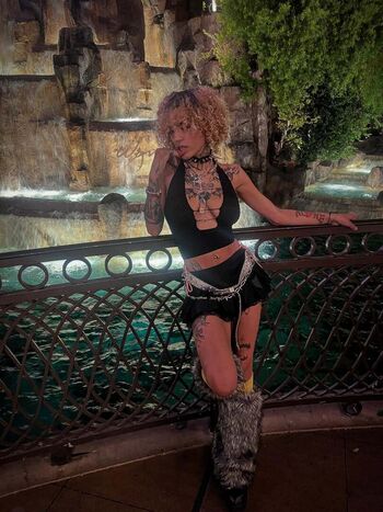 Full leaked Crystals nchantd private onlyfans photo