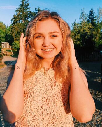 Full leaked Cumfollowme private onlyfans photo