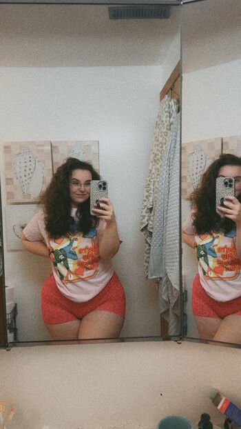 Full leaked Curlyfrycrissy private onlyfans photo