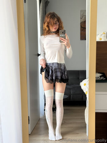 Full leaked Curlypolly private onlyfans photo