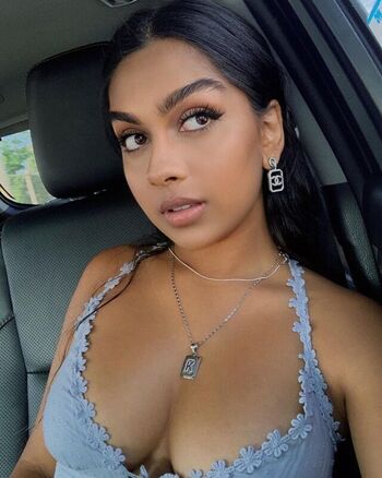 Full leaked Curtlykellz private onlyfans photo