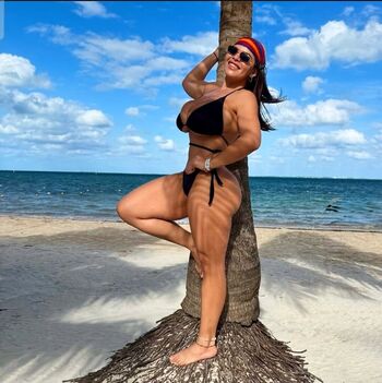 Full leaked Curvy goddesses page private onlyfans photo