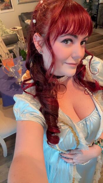 Full leaked Curvyredgoddess private onlyfans photo